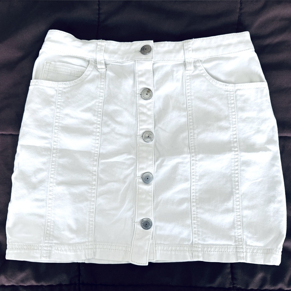 BCBGeneration Button Front Skirt
